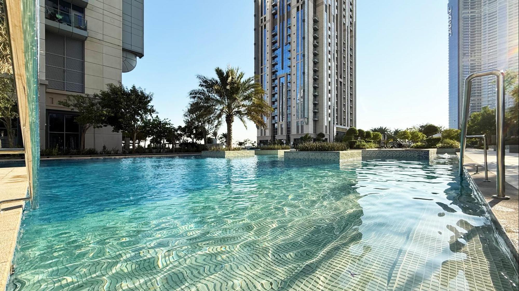 Apartment Canal-view Duplex Dubai